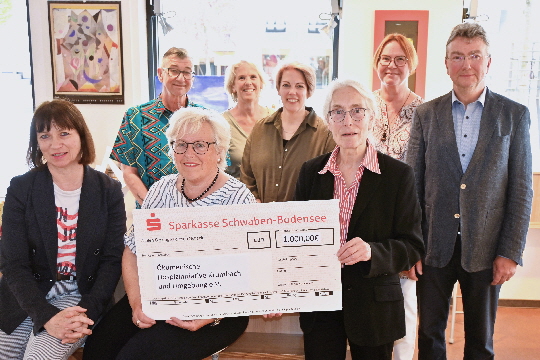 2025-05-03 Hospizinitiative Spendenbergabe Demmeler
